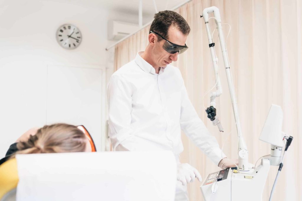 Laserzentrum Graz - Lasertherapie und Laserbehandlungen in Graz - Alterswarzen und Fibrome entfernen in Graz 1